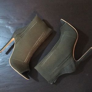 Women's open too olive green booties